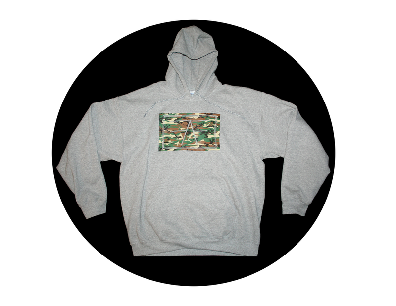 Camo box logo crewneck sales